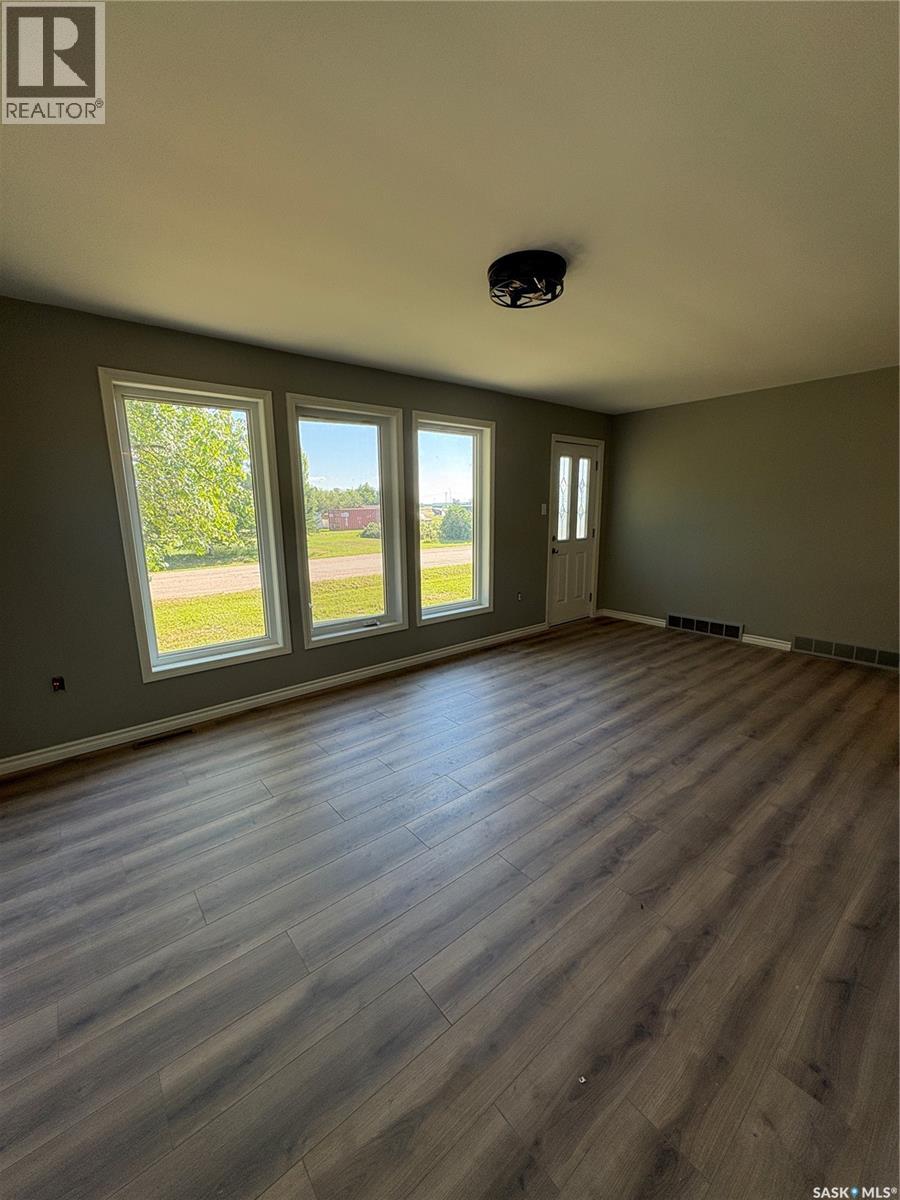 401 2nd Avenue N, Rose Valley, Saskatchewan  S0E 1M0 - Photo 14 - SK044018
