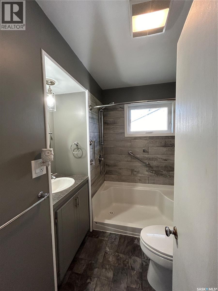 401 2nd Avenue N, Rose Valley, Saskatchewan  S0E 1M0 - Photo 17 - SK044018