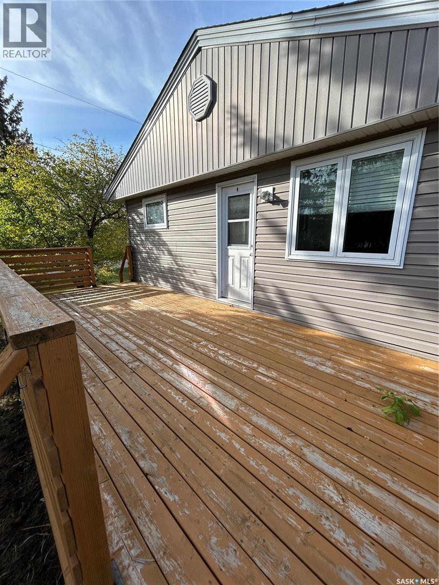 401 2nd Avenue N, Rose Valley, Saskatchewan  S0E 1M0 - Photo 3 - SK044018