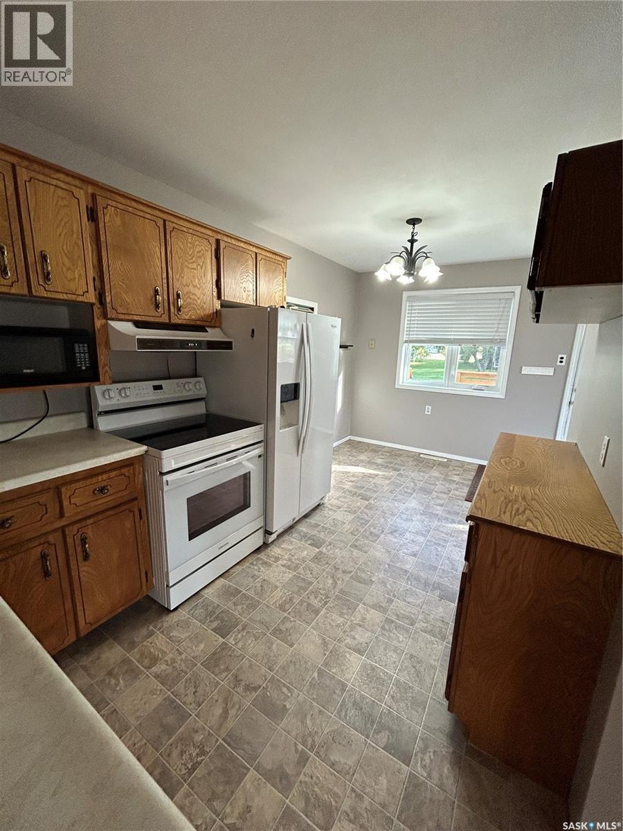 401 2nd Avenue N, Rose Valley, Saskatchewan  S0E 1M0 - Photo 5 - SK044018