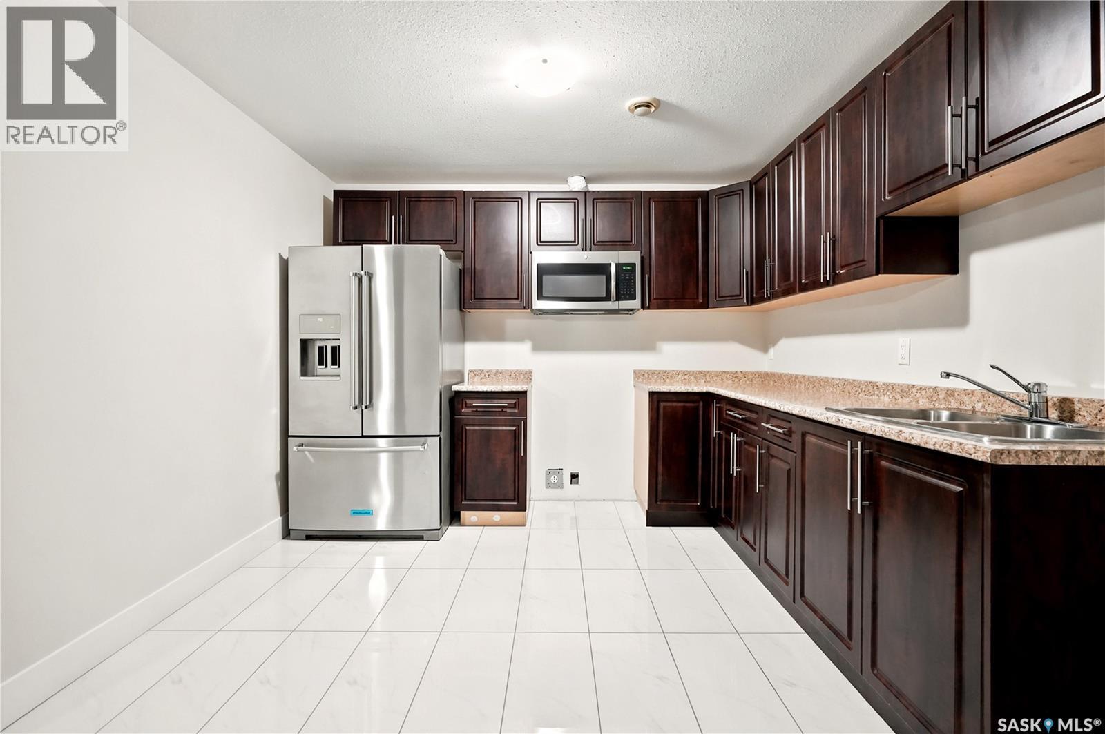 3325 Green Brook Road, Regina, Saskatchewan  S4V 2Z6 - Photo 46 - SK043964