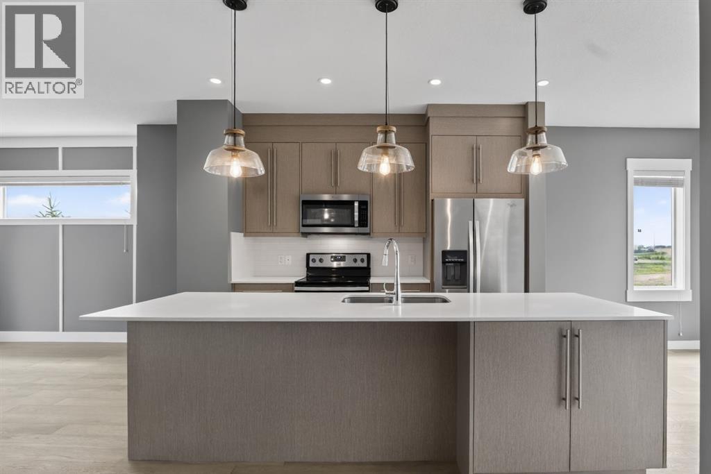 43, 111 Rainbow Falls Gate, Chestermere, Alberta  T1X 0Z5 - Photo 8 - A2329553