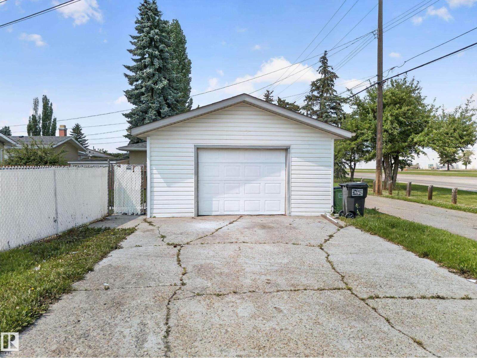 5204 97a Av NW, Edmonton, Alberta  T6B 1E1 - Photo 7 - E4501241