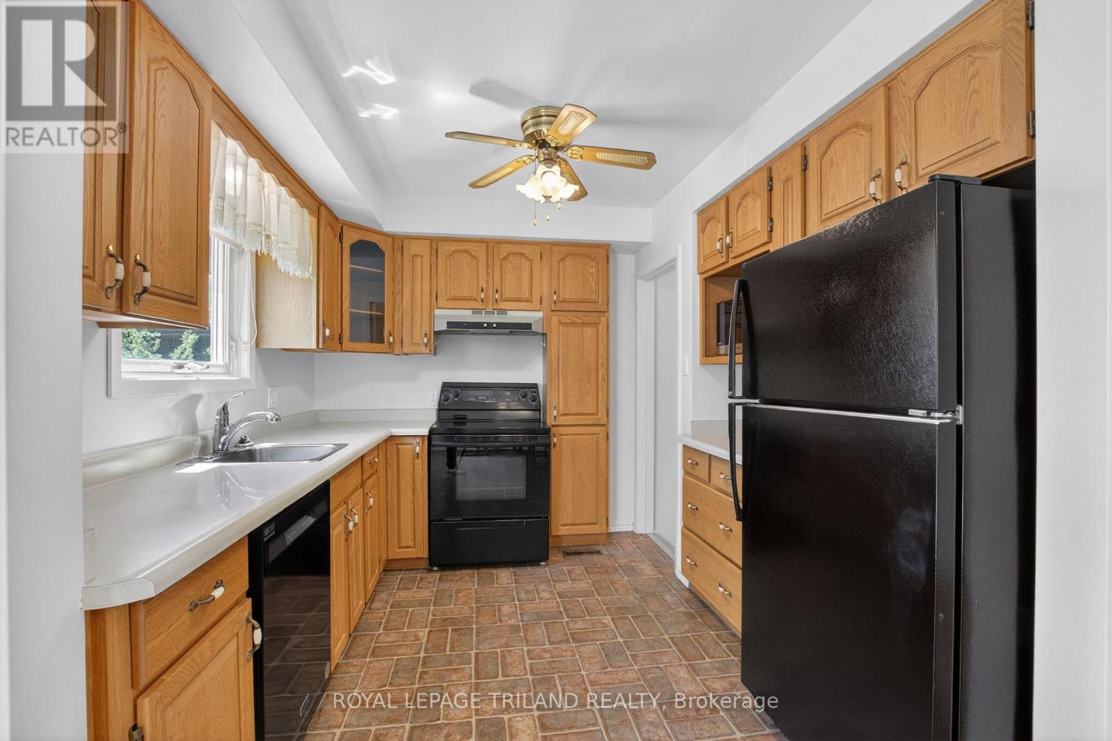 7 Thompson Avenue, St. Thomas, Ontario N5R 1G1 - Photo 13 - X13615654
