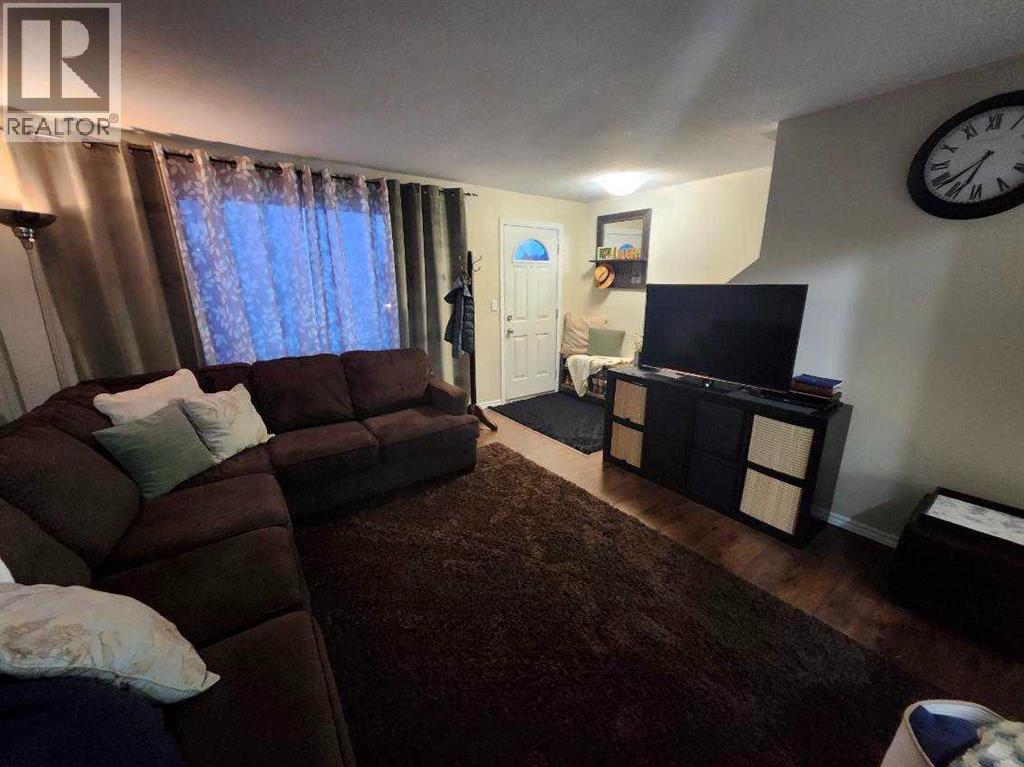 Unit 3, 1 Fir Street, Red Deer, Alberta  T4N 4Y1 - Photo 10 - A2302980