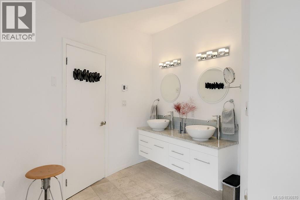317 Bessborough Close, View Royal, British Columbia  V9B 3M3 - Photo 20 - 1036070