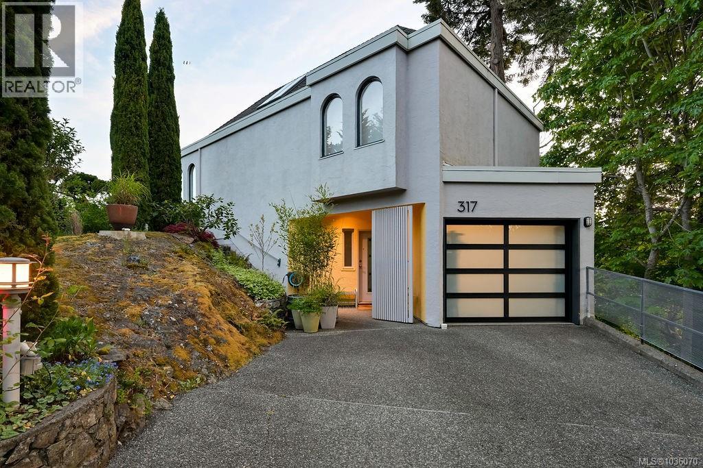 317 Bessborough Close, View Royal, British Columbia  V9B 3M3 - Photo 32 - 1036070