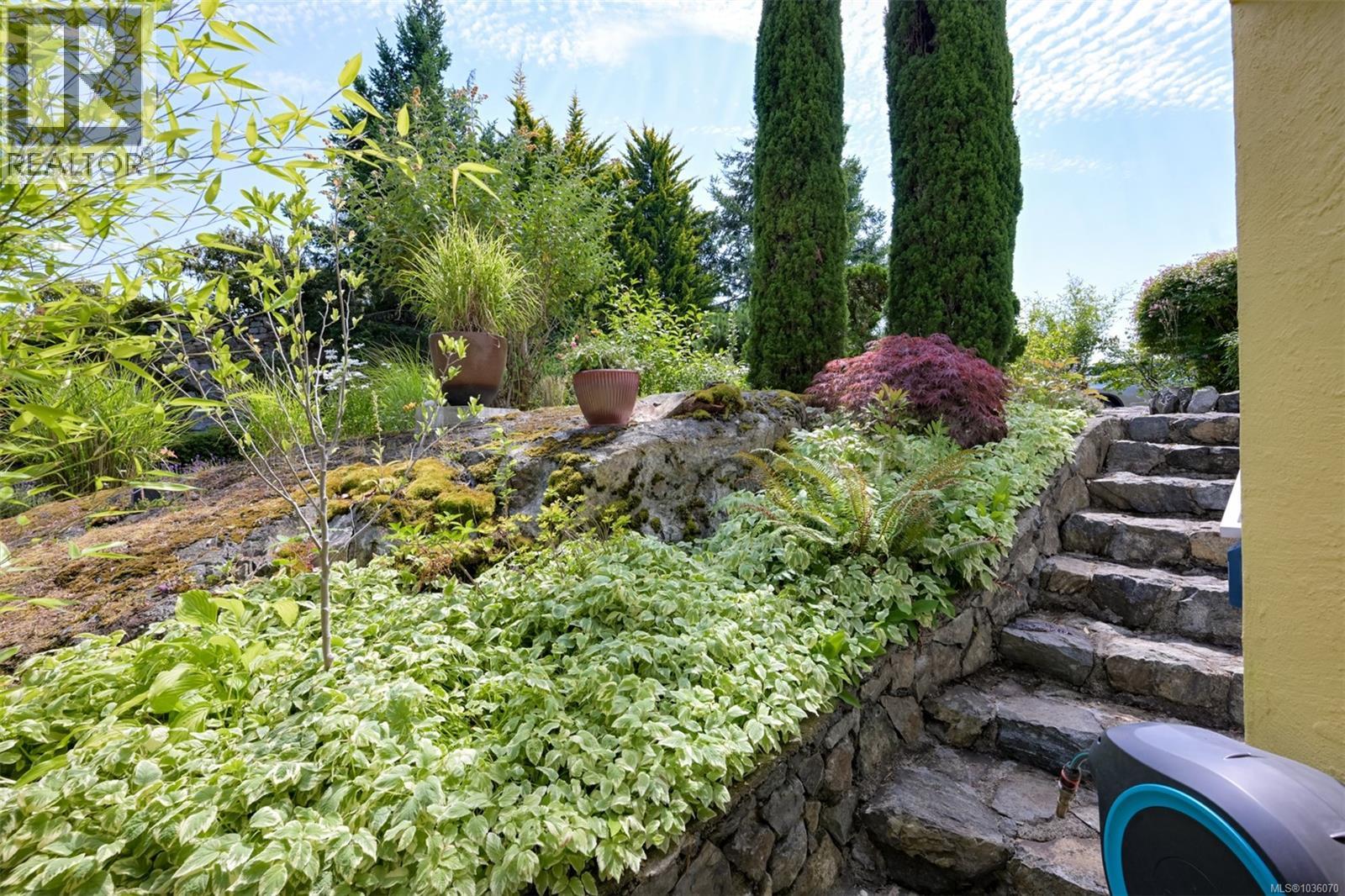 317 Bessborough Close, View Royal, British Columbia  V9B 3M3 - Photo 33 - 1036070