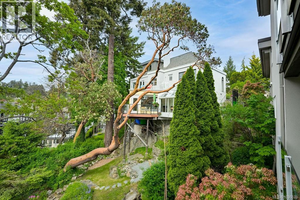 317 Bessborough Close, View Royal, British Columbia  V9B 3M3 - Photo 26 - 1036070