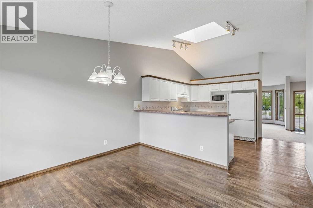 121 Quigley Drive, Cochrane, Alberta  T4C 1R1 - Photo 18 - A2317758