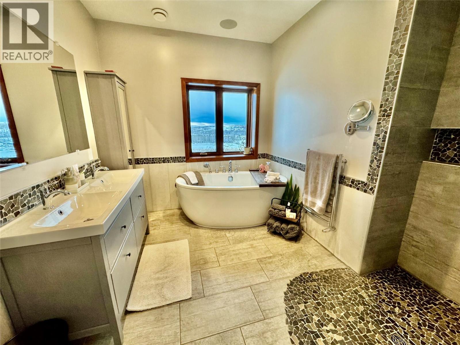 8142 219 Road, Dawson Creek, British Columbia  V1G 4E8 - Photo 21 - 10352411