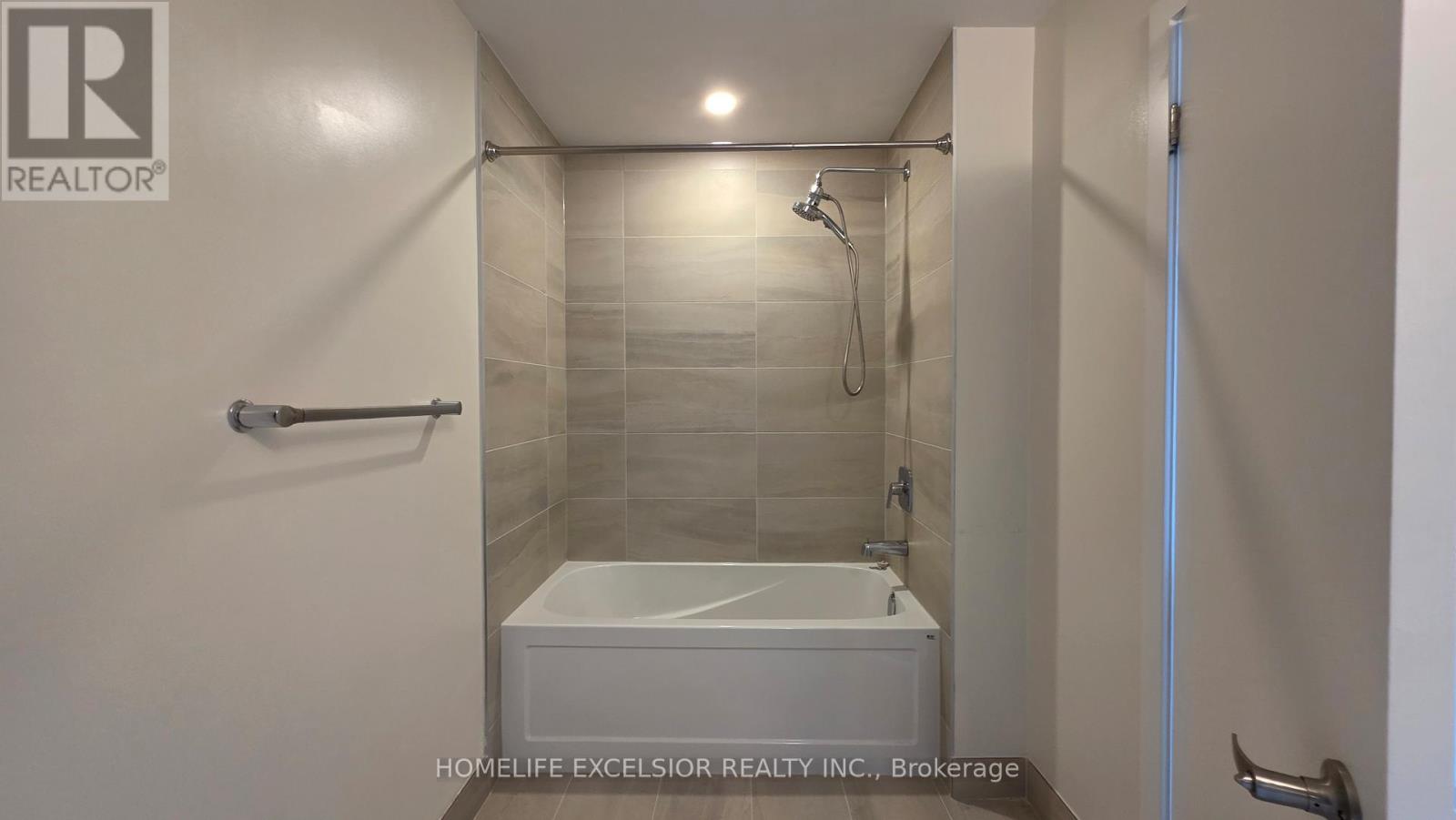 829 - 188 Fairview Mall Drive, Toronto, Ontario M2J 0H7 - Photo 12 - C13618742