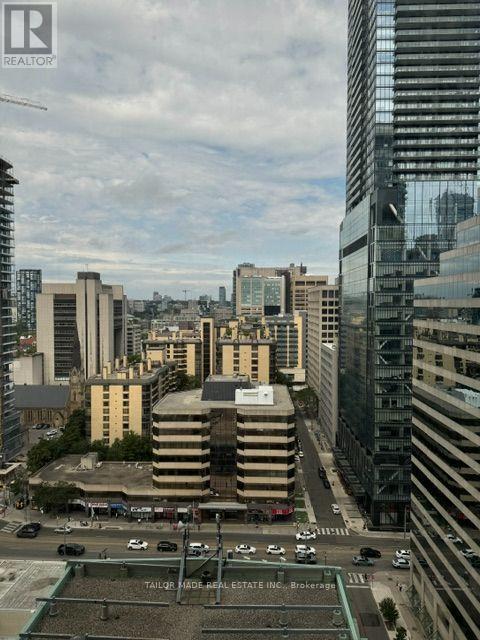 1802 - 238 SIMCOE STREET, Toronto, Ontario
