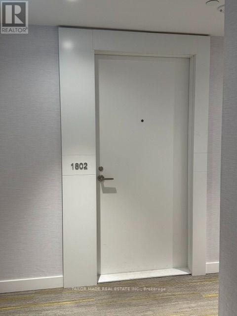 1802 - 238 Simcoe Street, Toronto, Ontario  M5T 0E2 - Photo 13 - C13618800