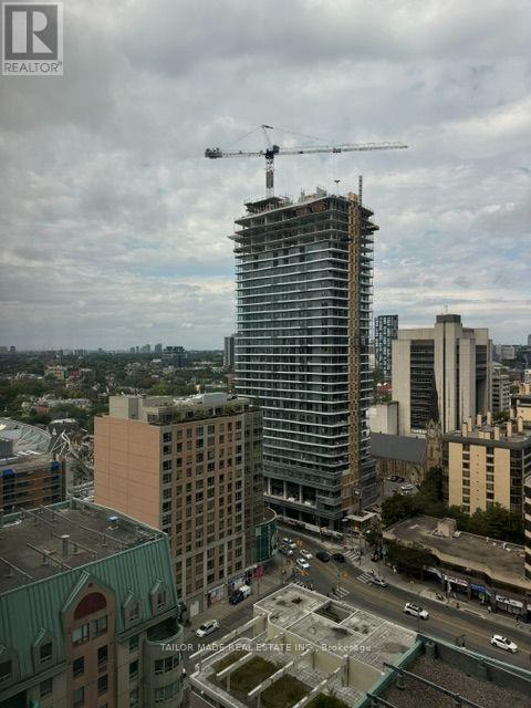 1802 - 238 Simcoe Street, Toronto, Ontario  M5T 0E2 - Photo 2 - C13618800