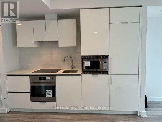 1802 - 238 Simcoe Street, Toronto, Ontario  M5T 0E2 - Photo 4 - C13618800