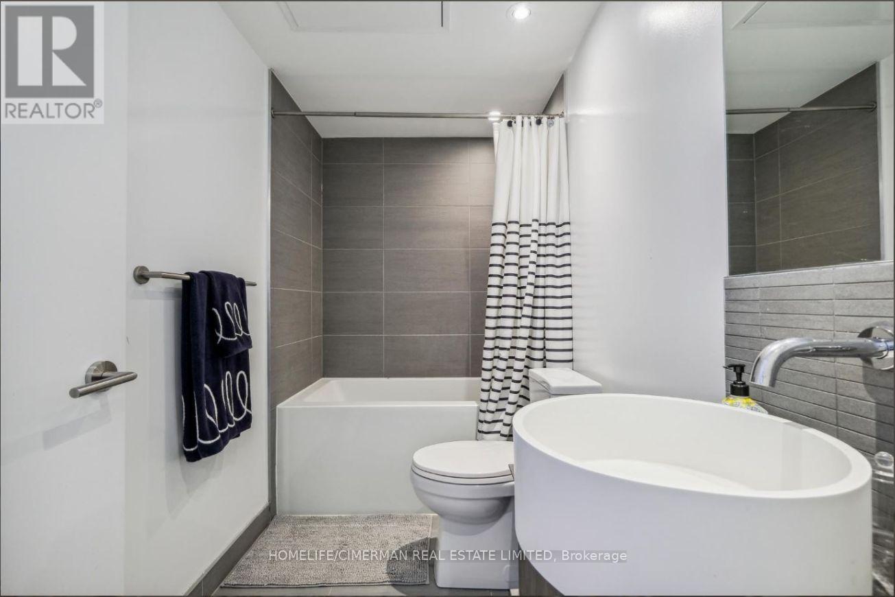 3608 - 161 Roehampton Avenue, Toronto, Ontario  M4P 0C8 - Photo 17 - C13618808