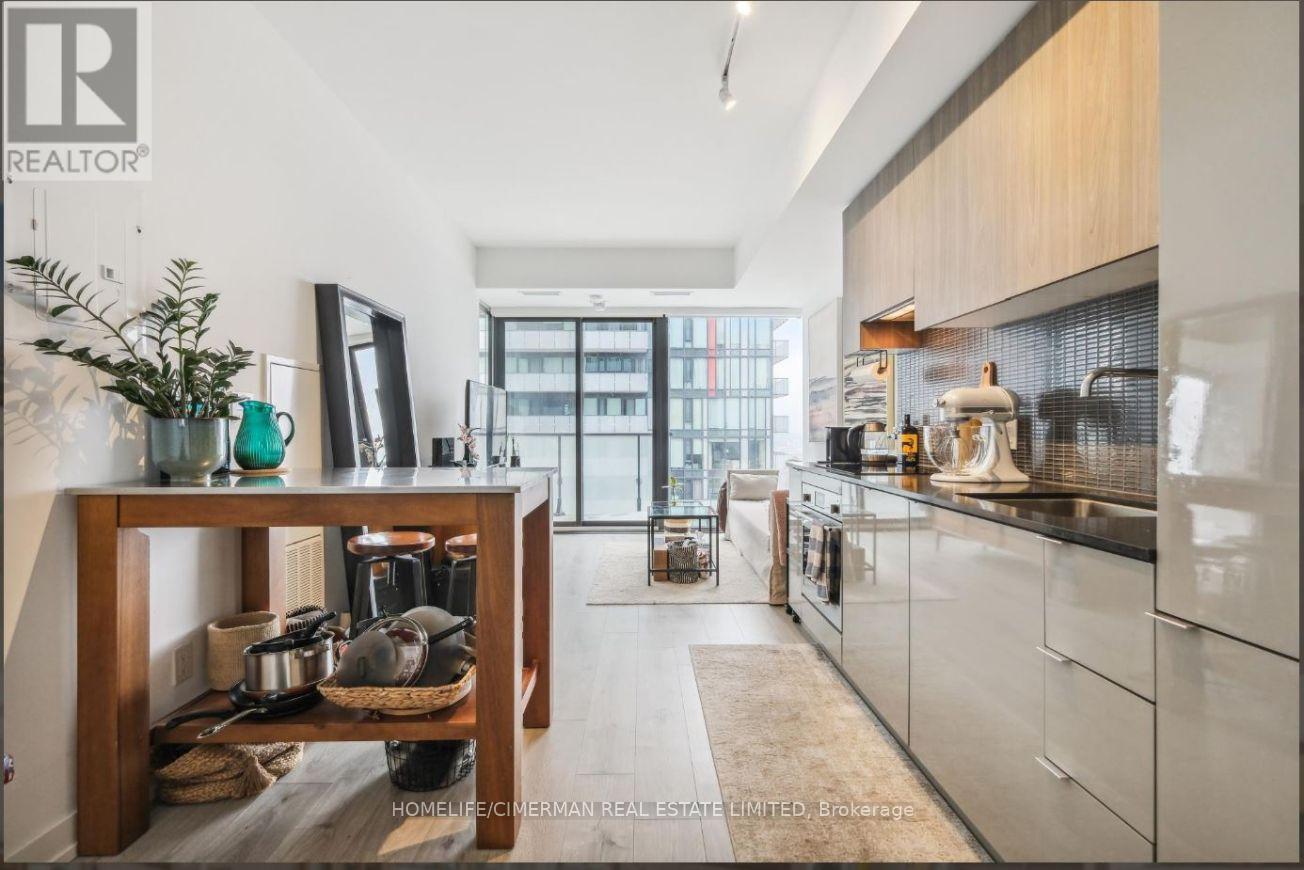 3608 - 161 Roehampton Avenue, Toronto, Ontario  M4P 0C8 - Photo 8 - C13618808