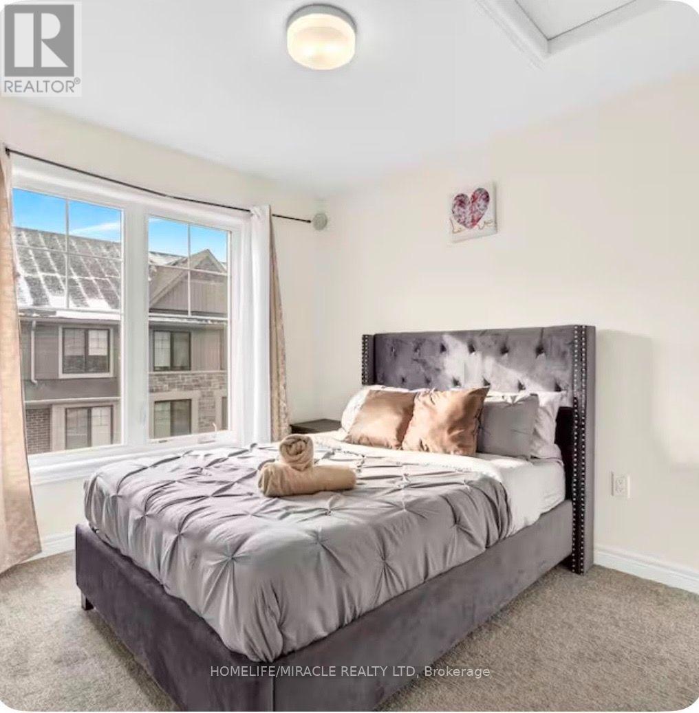 27 Folcroft Street, Brampton, Ontario  L6Y 6L3 - Photo 7 - W13618770
