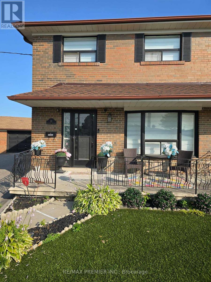 MAIN - 21 ELNATHAN CRESCENT, Toronto, Ontario