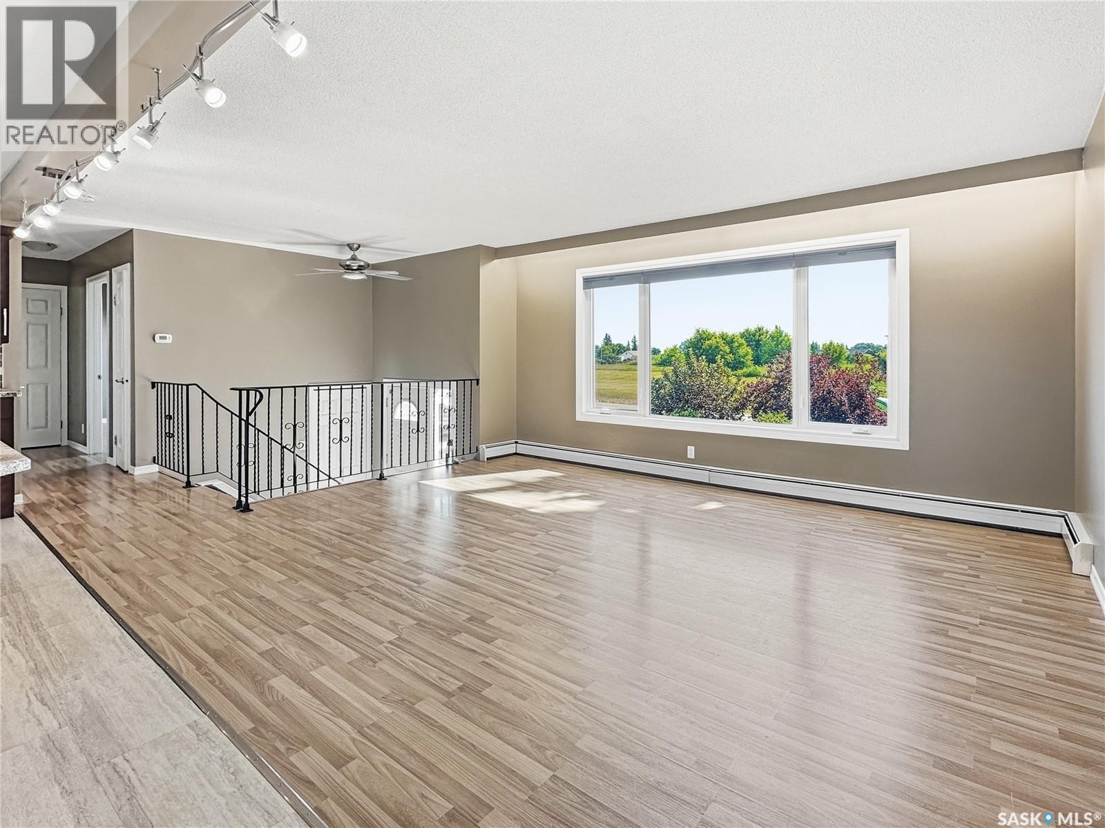 609 Railway Avenue, Balcarres, Saskatchewan  S0G 0C0 - Photo 11 - SK044028