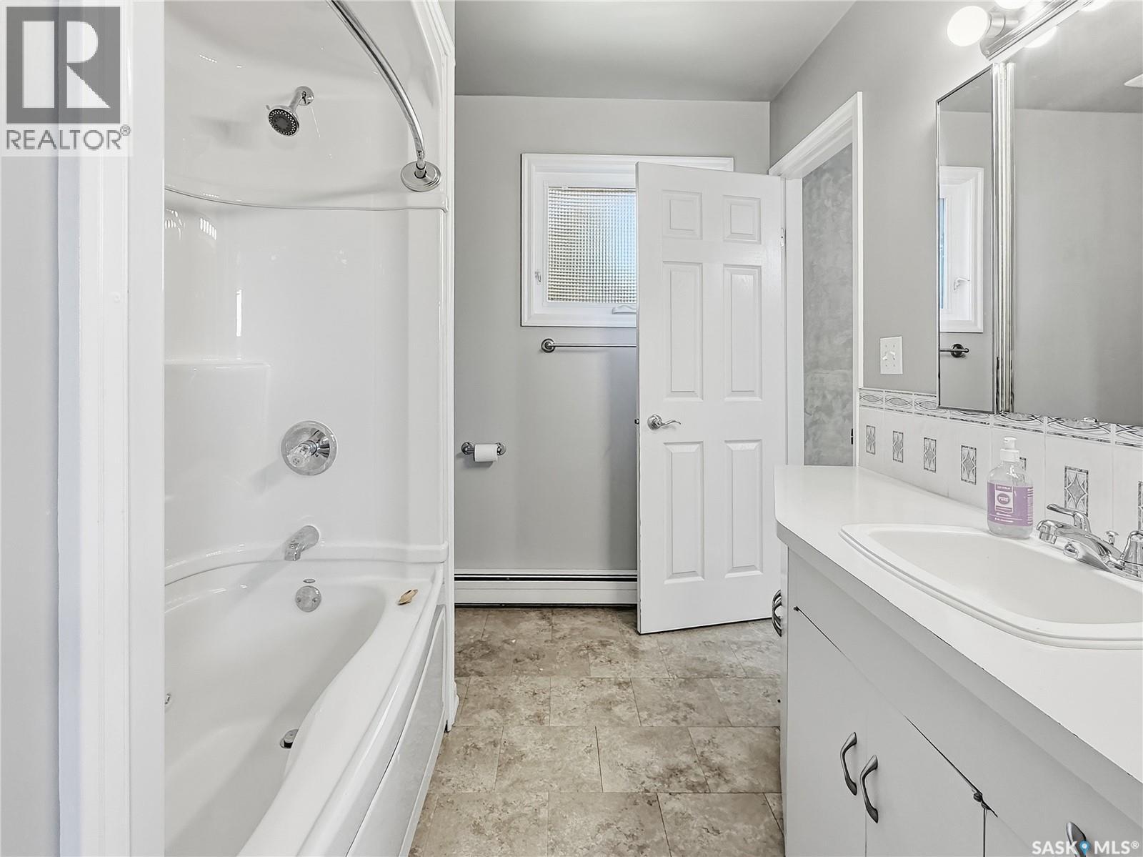 609 Railway Avenue, Balcarres, Saskatchewan  S0G 0C0 - Photo 16 - SK044028