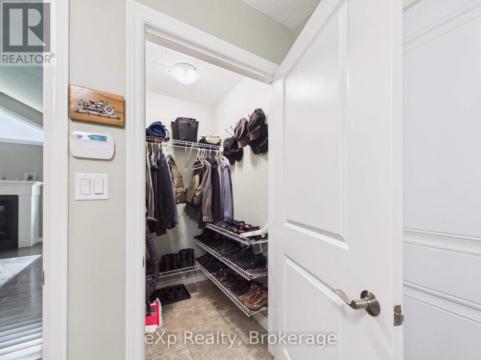 207 Edmund Street, West Grey, Ontario  N0G 1C0 - Photo 30 - X13585132