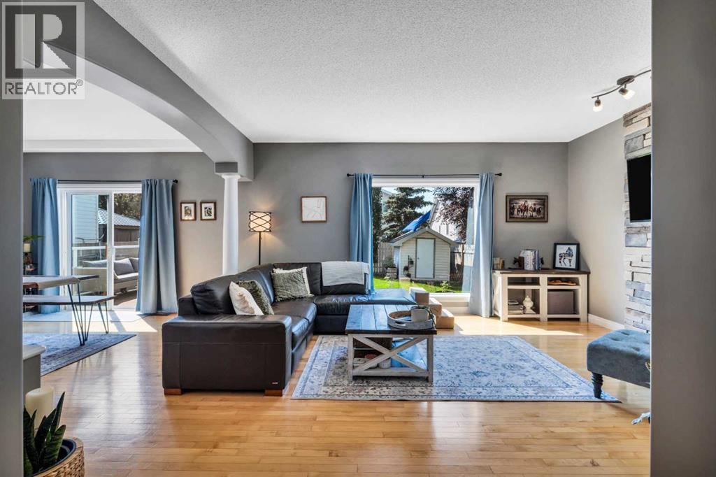 250 Lilac Terrace, Sherwood Park, Alberta  T2P 2M7 - Photo 7 - A2332957