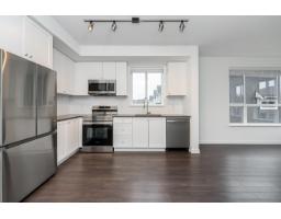 214 15738 85 AVENUE, Surrey, British Columbia