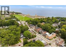 1 KINGSWOOD Road Unit# 3R, toronto, Ontario