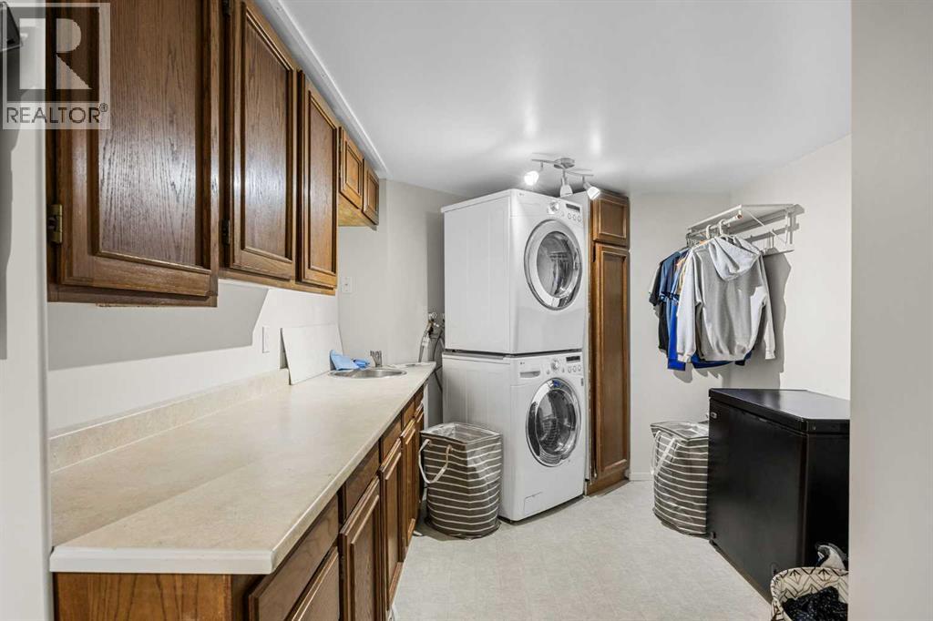 989 Macewan Valley Road, Calgary, Alberta  T3K 3R2 - Photo 33 - A2325850