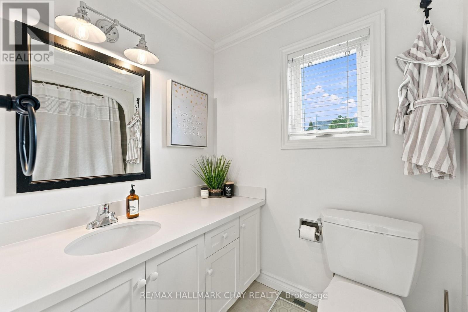 23 Twelve Oaks Drive, Aurora, Ontario  L4G 6J5 - Photo 24 - N13618886