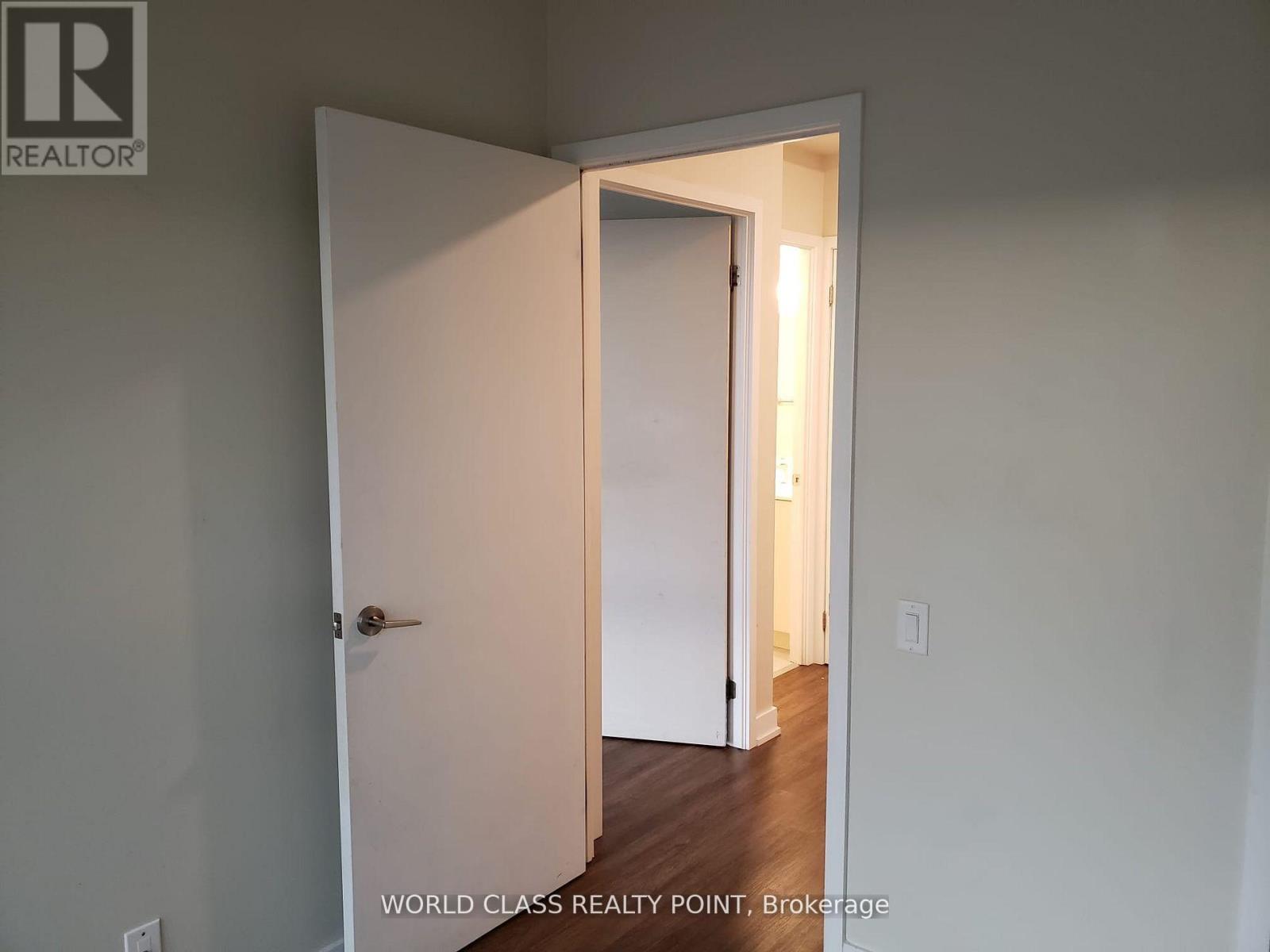 716 - 38 Monte Kwinter Court, Toronto, Ontario  M3H 0E2 - Photo 8 - C13509596