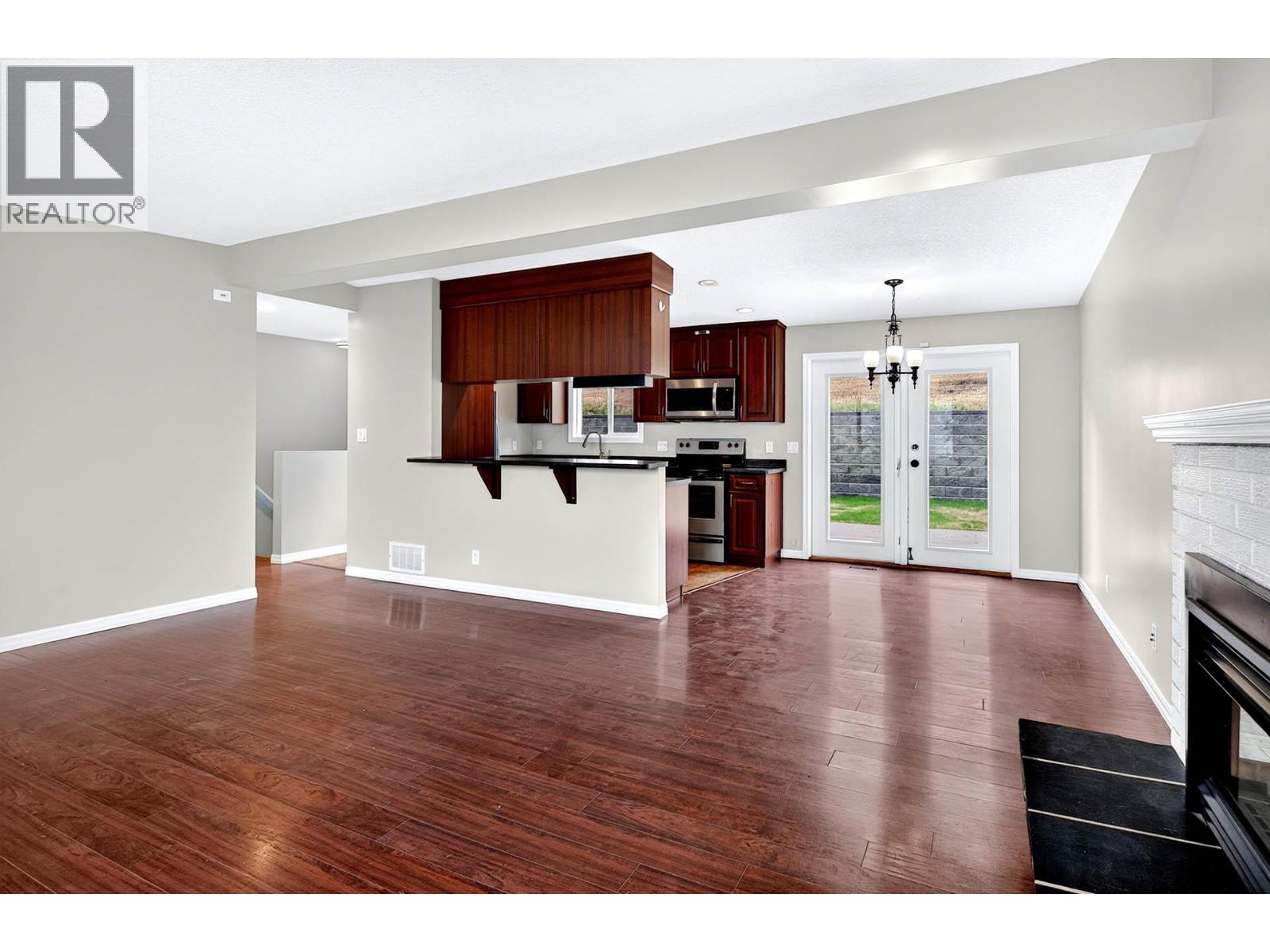 1233 Foxwood Lane, Kamloops, British Columbia  V2C 5E4 - Photo 6 - 10394156