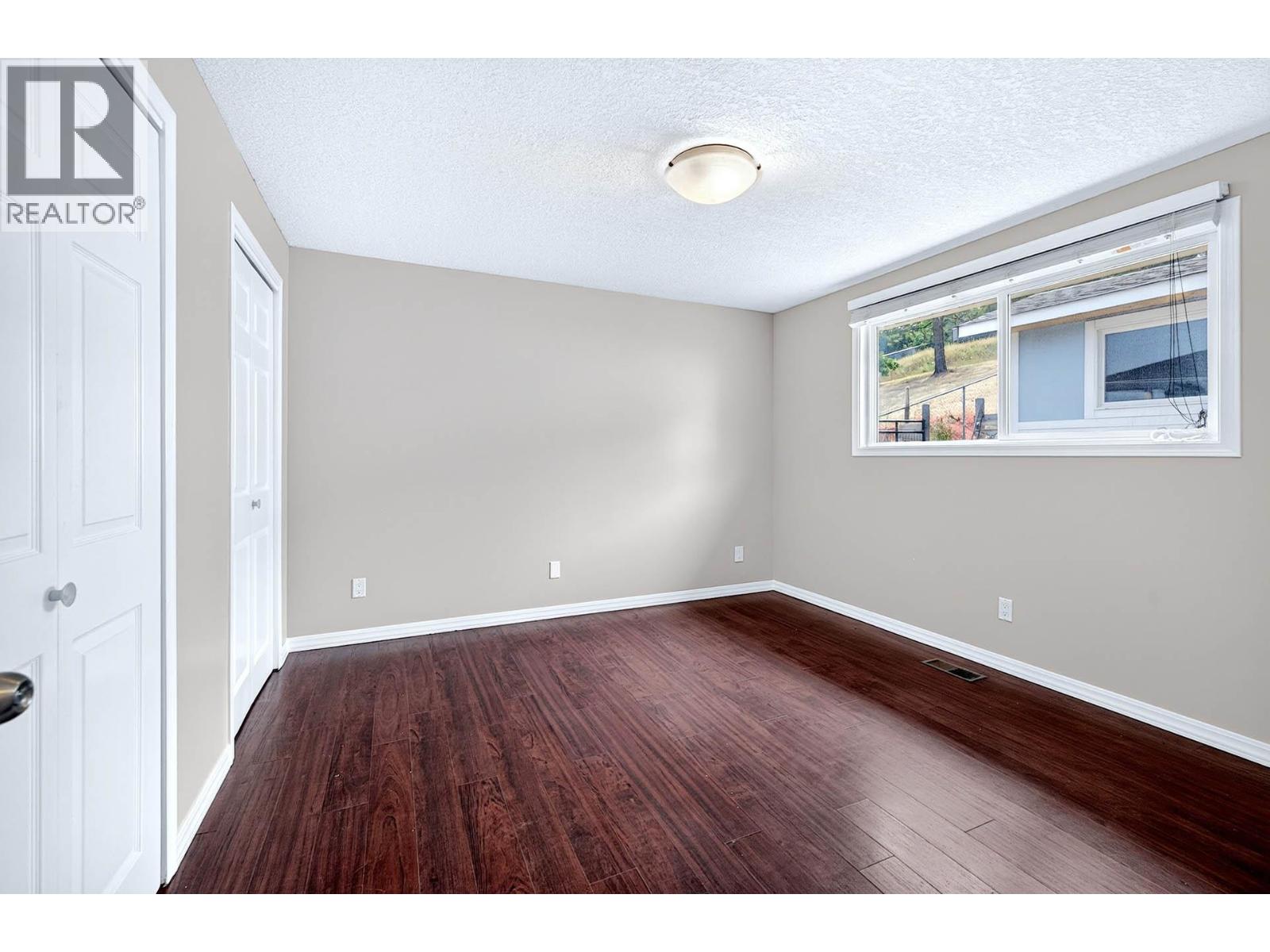 1233 Foxwood Lane, Kamloops, British Columbia  V2C 5E4 - Photo 12 - 10394156