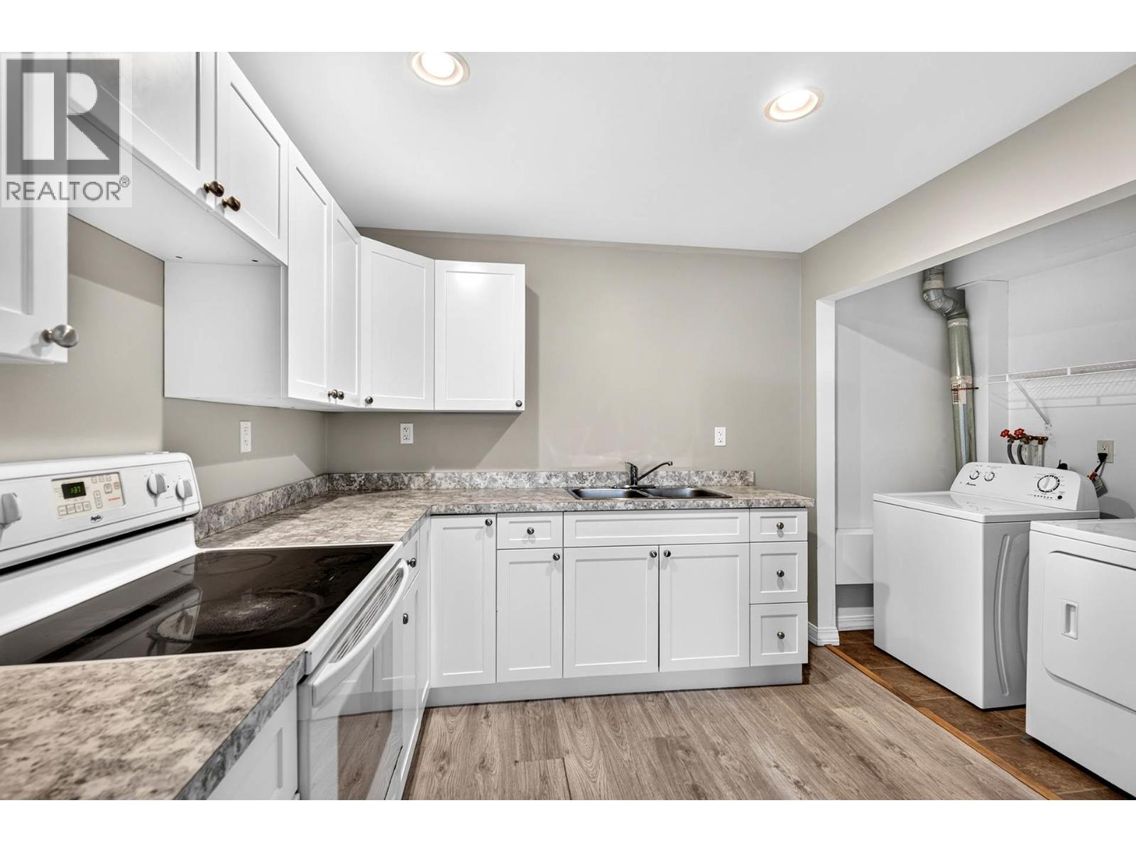 1233 Foxwood Lane, Kamloops, British Columbia  V2C 5E4 - Photo 27 - 10394156