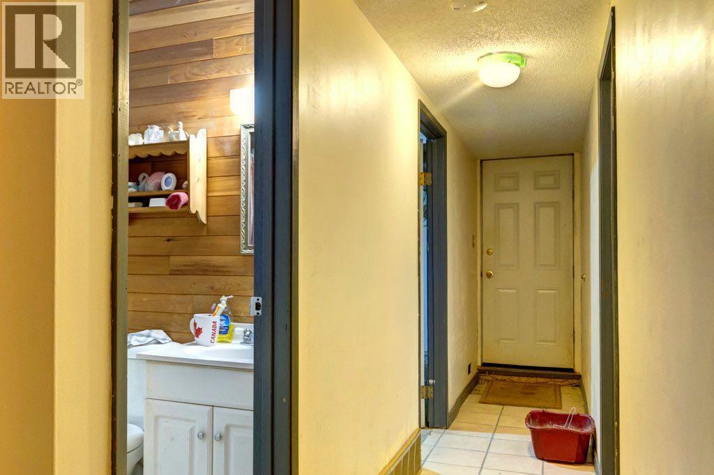 2009 41 Street SE, Calgary, Alberta  T2B 1C5 - Photo 23 - A2329112