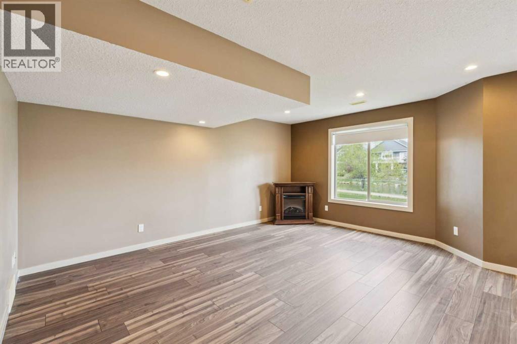212 Bayside Point SW, Airdrie, Alberta  T4B 2X6 - Photo 30 - A2329995