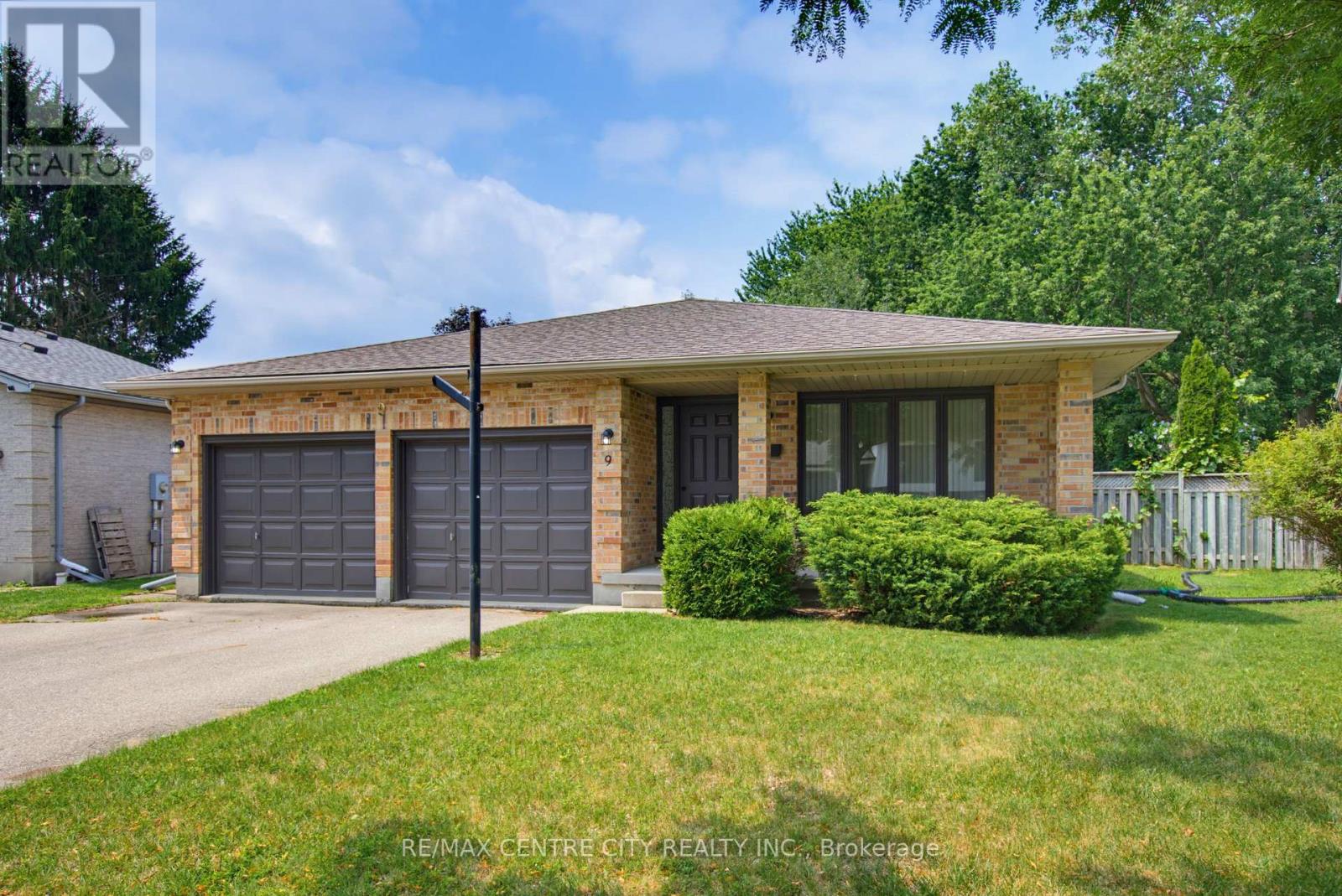 9 YARMOUTH DRIVE, London East, Ontario
