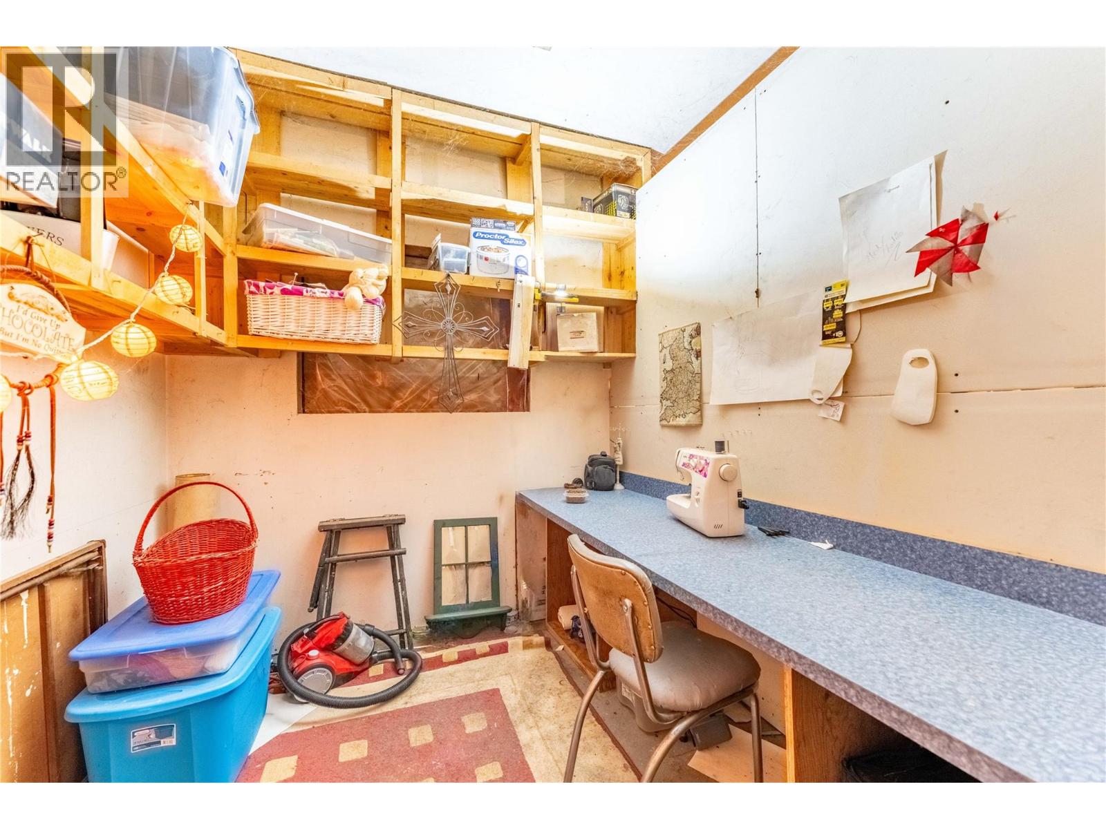 8281 Hwy 3a, Sirdar, British Columbia  V0B 2C0 - Photo 40 - 10385236