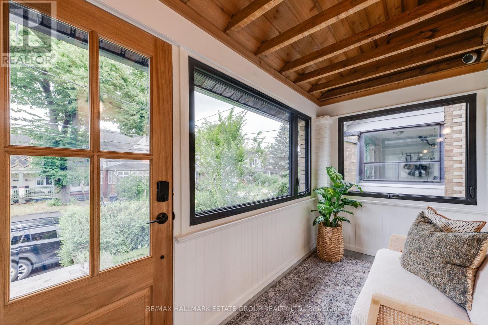 664 Rhodes Avenue, Toronto, Ontario  M4J 4X6 - Photo 3 - E13618956