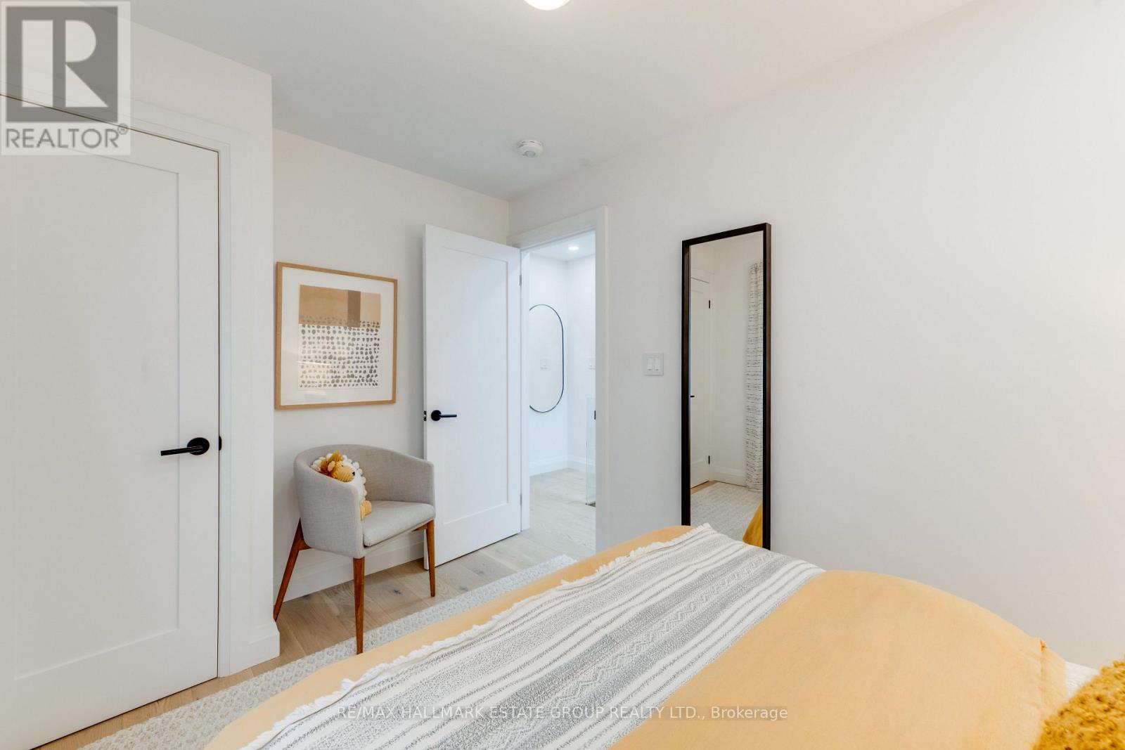 664 Rhodes Avenue, Toronto, Ontario  M4J 4X6 - Photo 31 - E13618956