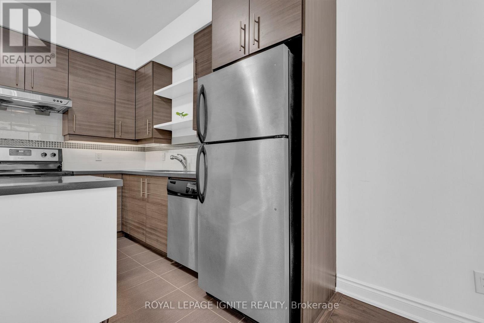 102 - 277 South Park Road, Markham, Ontario  L3T 0B7 - Photo 10 - N13618926