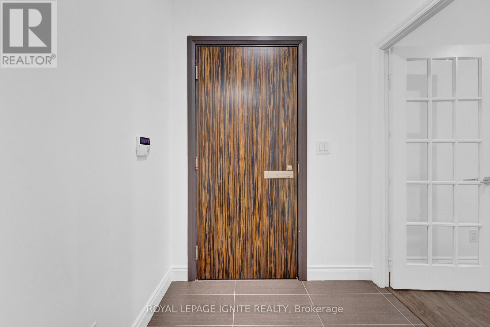 102 - 277 South Park Road, Markham, Ontario  L3T 0B7 - Photo 4 - N13618926