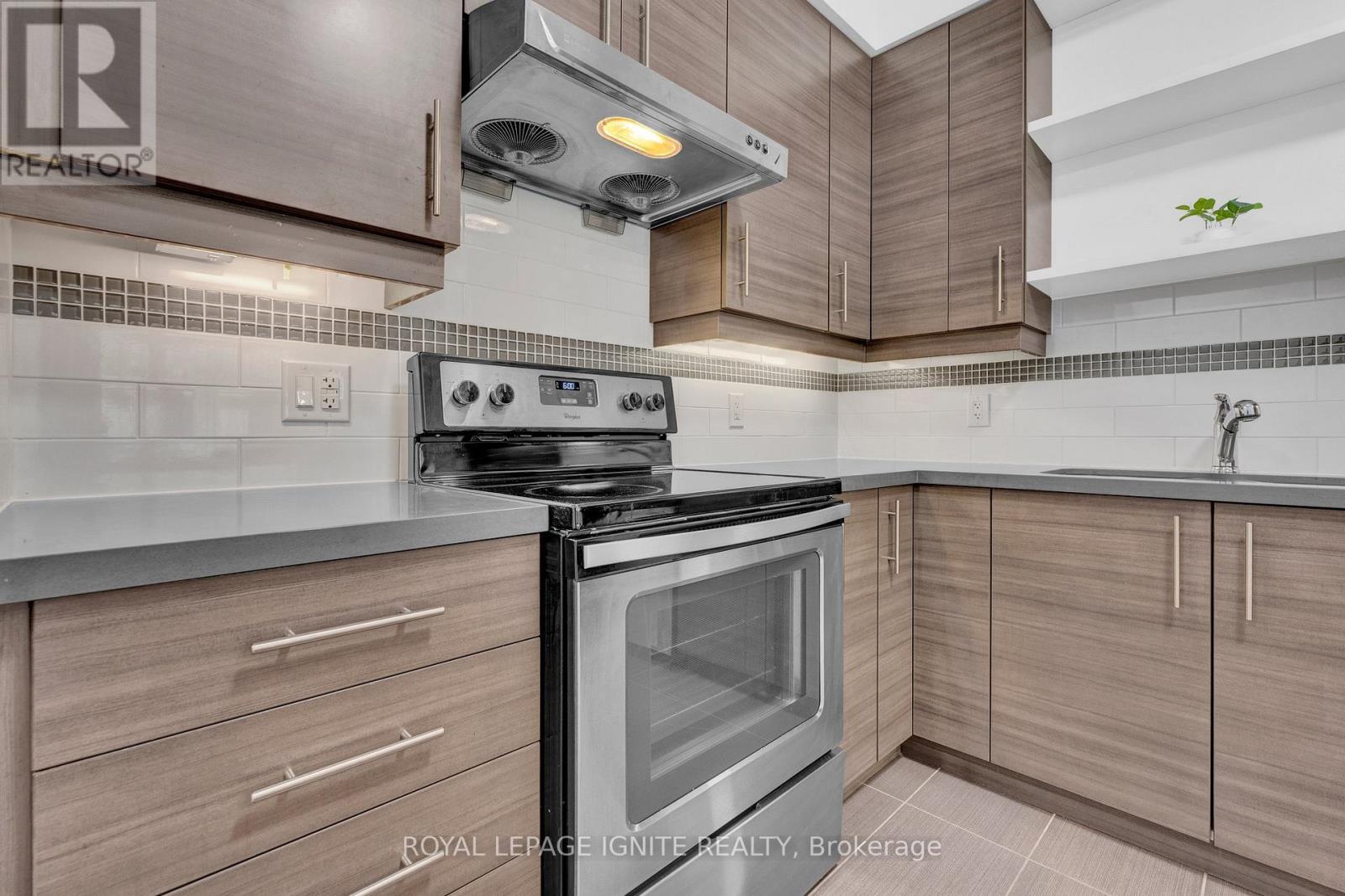102 - 277 South Park Road, Markham, Ontario  L3T 0B7 - Photo 9 - N13618926
