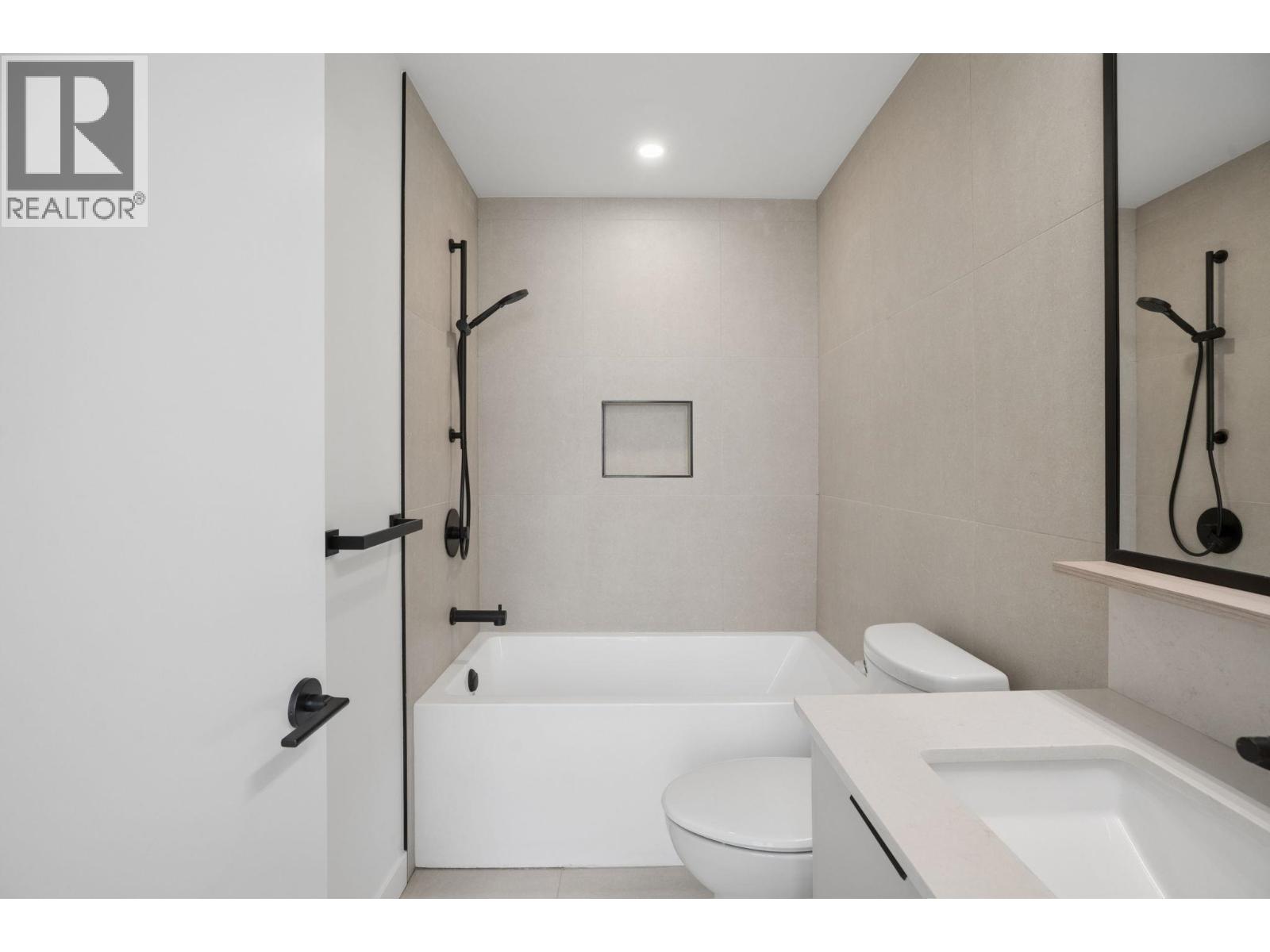 513 623 Kemsley Avenue, Coquitlam, British Columbia  V3J 0L8 - Photo 18 - R3145477