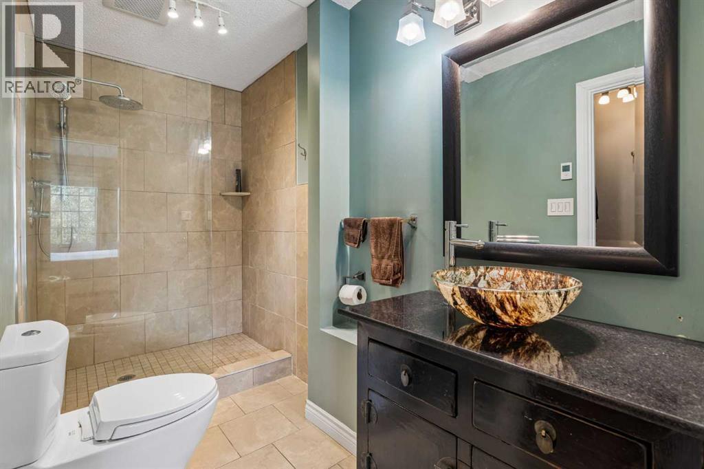 856 Lake Twintree Crescent SE, Calgary, Alberta  T2J 2W3 - Photo 24 - A2325727