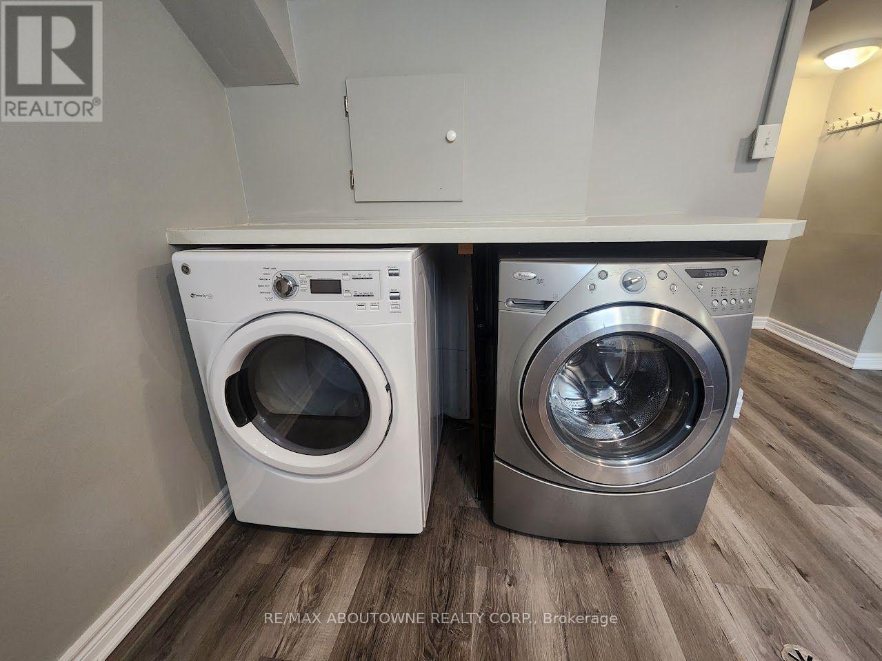 Lower - 26 Grandfield Street, Hamilton, Ontario  L8T 2H2 - Photo 7 - X13616350