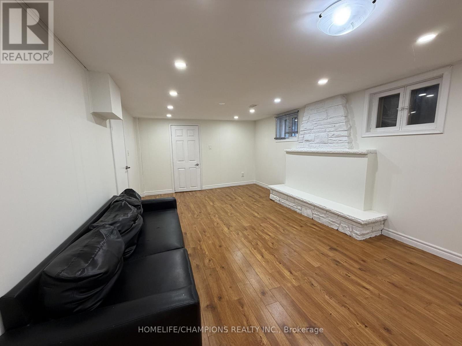 Bsmt - 21 Moran Road, Toronto (Agincourt South-Malvern West), Ontario  M1S 2H8 - Photo 2 - E13619038