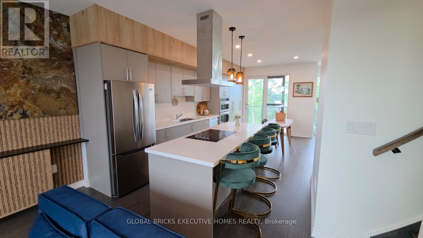 2 - 22 Chau Ha Circle, Huntsville, Ontario  P1H 0K3 - Photo 7 - X13618890